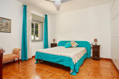 Villa Azzurra a pochi passi dal mare - image 3
