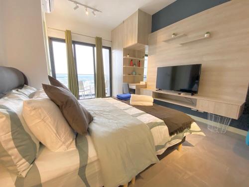 MW Imperio Residence Studio Suites with Private Bath tub Room Type - Deluxe Queen Studio 