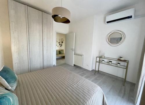 Seafront duplex villas sea view and spacious gardens