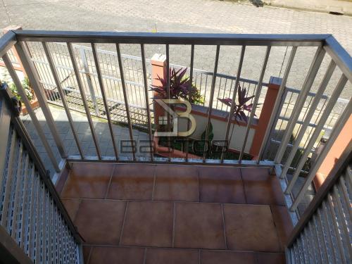 One-Bedroom Apartment image 2
