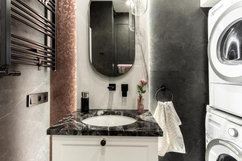 Lovely flat Fabryczna Street AC free parking, Cracovia (foto 6)