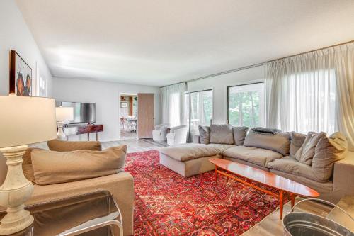 Skiing and Hiking Water-View Home in the Berkshires in Sheffield, USA