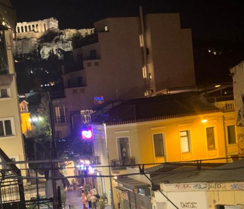 GRACE Apartment Next to the Akropolis 3