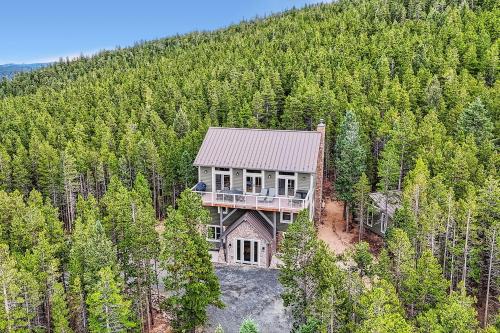 Rocky Mountain Retreat home in Nederland, USA