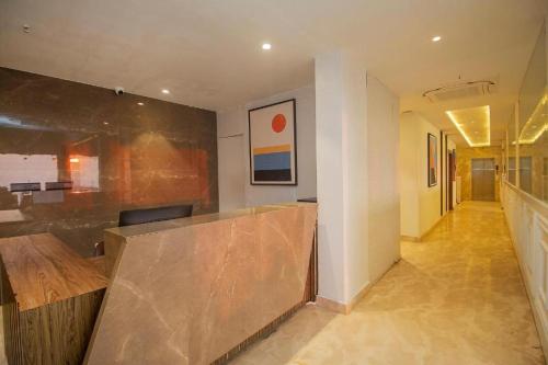 Lobby, Baris Resort in Mussoorie