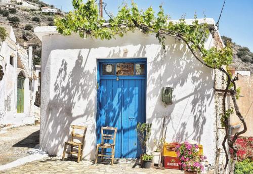 Villa Taxiarchis - image 4