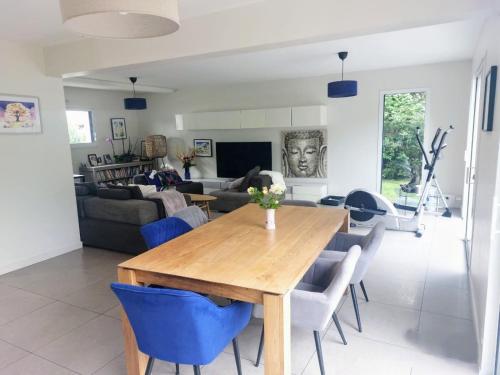 Maison 6 personnes, proche Nantes in แทรลิเย