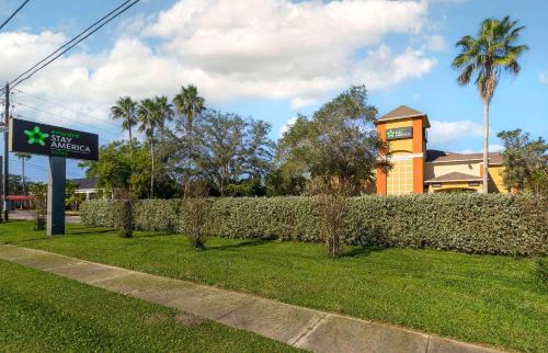 Extended Stay America Suites - Clearwater - Carillon Park in Clearwater, USA