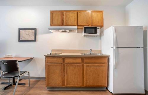 Woodspring Suites Pensacola Northwest - image 6