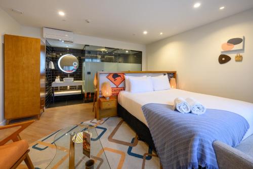 Deluxe Studio room in Ohtel Auckland