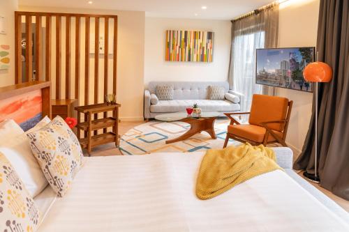 Superior King Room room in Ohtel Auckland