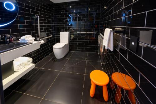 Suite image 2