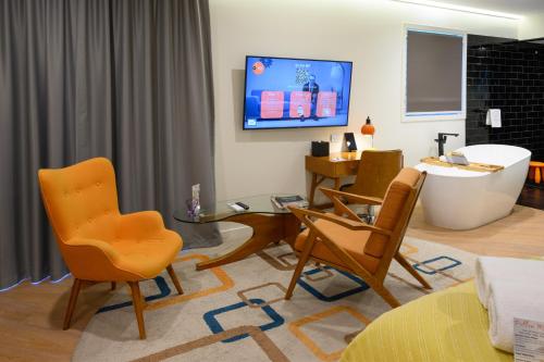 Suite image 4