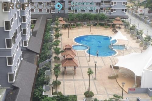 Double Room with Private Bathroom room in SS GREY HOMESTAY Pelangi Utama