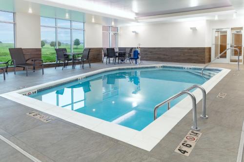 Fairfield by Marriott Inn & Suites Sioux Center - image 14