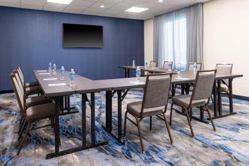 Fairfield by Marriott Inn & Suites Sioux Center - image 2