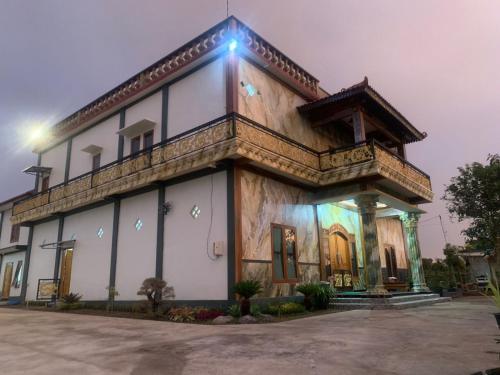 Homestay NGREMBOKO SOYO OMBO, Bali