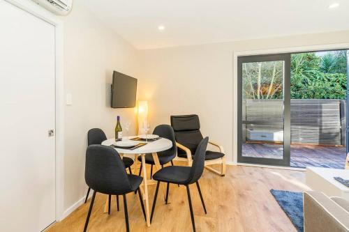 Family friendly - 10min drive to Chch city centre in Mairehau