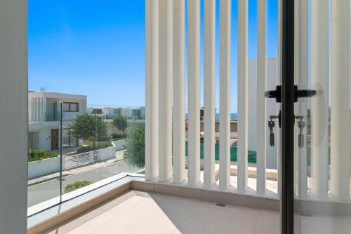 A szálláshely kívülről, Serenity Waves Villa 17 in Perivolia