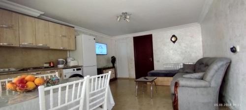 Luka & Eka, Kobuleti (photo 5)