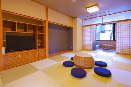 Standard Japanese-Style-Room 40 sqm - Shared Bathroom - Non-Smoking
