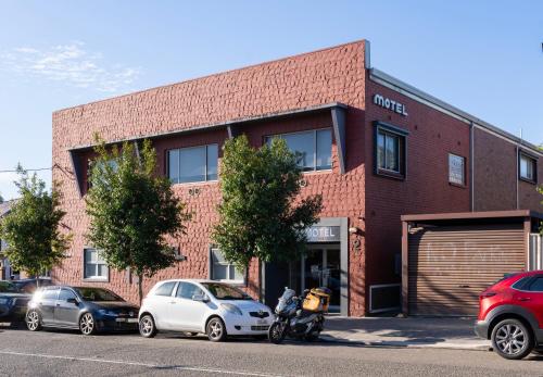The Bexley Motel, Sydney