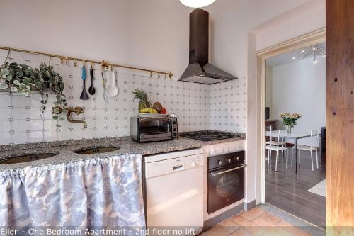 Alice & Ellen Apartments by Mamo Florence 4