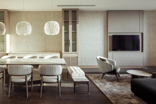 ATAGO HOTEL Room Type - Suite
