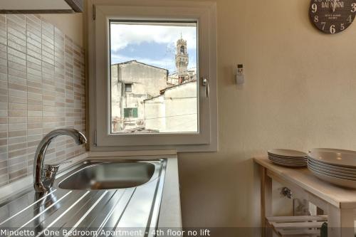 One-Bedroom Apartment - Fourth Floor image 4