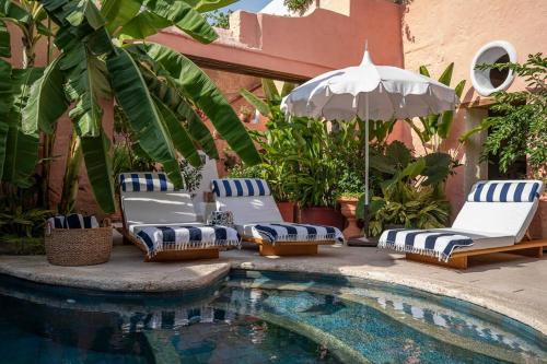 Luxury Tropical Villa in Cartagena Historic City - image 5