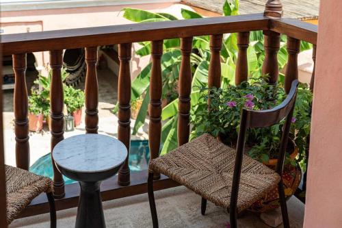 Luxury Tropical Villa in Cartagena Historic City - image 3