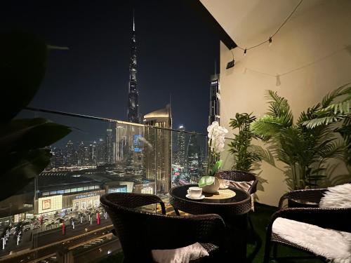 Stylish 2 Bedroom Dior-Inspired Apartment Connected to Dubai Mall, Dubaj (zdjęcie 3)