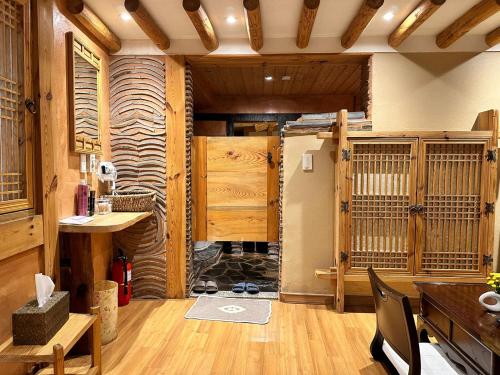 Daegu Arirang Hanok Stay in Daegu