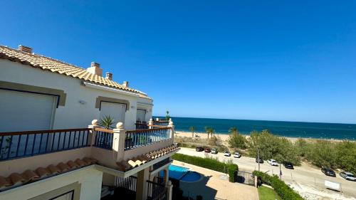 Apartamentos Carlton VyB