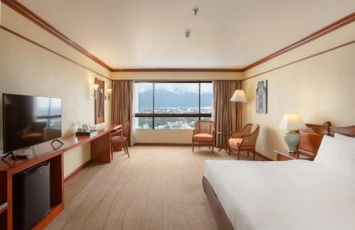 room detail thumbnail 1