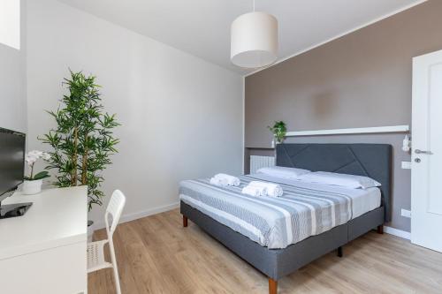 GuestHost - Pisa Station & Airport Modern Apartment, Пиза