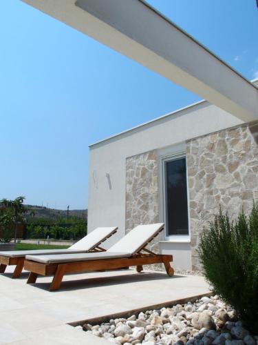Three-Bedroom House image 5