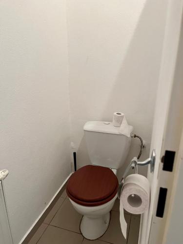 Spacious bungalow with parking, Bratislava (foto 10)