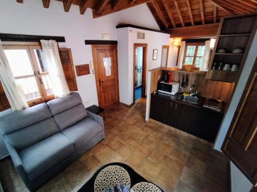 Apartamentos Turísticos Alhambra - image 11