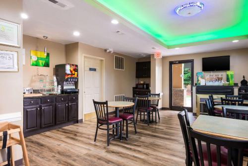 Quality Inn & Suites Rockingham in Rockingham, USA