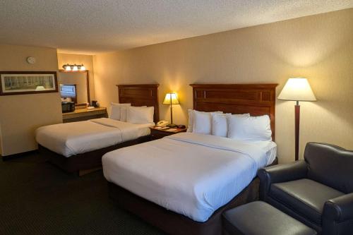 Comfort Inn Near Vail Beaver Creek Room Type - Queen Room with Two Queen Beds - Non-Smoking