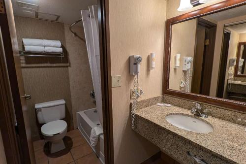 Comfort Inn Near Vail Beaver Creek - image 14