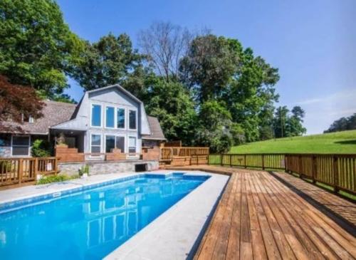 Knoxville country living