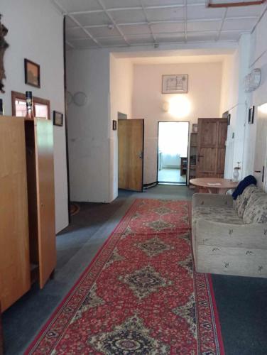 Stará škola - třílůžkový pokoj v pohodlí a klidu (Stara skola - triluzkovy pokoj v pohodli a klidu) in Zátor