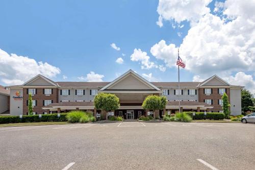 Comfort Suites Hotel and Conference Center in Berlin, USA