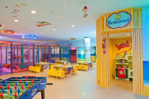 المرافق الترفيهية, يو كورال بيتش كلَب إيلات (U Coral Beach Club Eilat – Ultra All inclusive) in شاطىء إيلات
