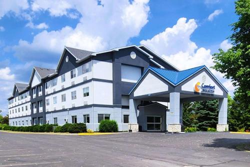 Comfort Inn & Suites Liverpool NY - main image