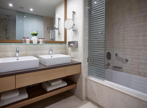 Rhodes Bay Hotel & Spa - image 6