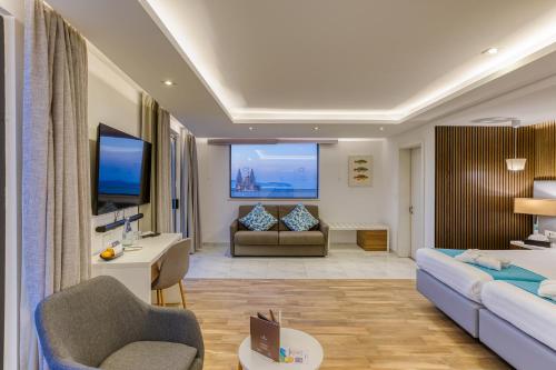 Solana Hotel & Spa - image 10