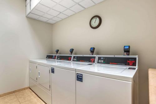 Comfort Inn & Suites Crestview - image 6